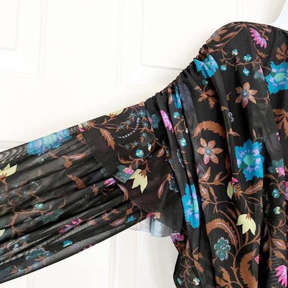 Free People Wildflower Honey Top Black Floral Cropped Peasant Mesh Sz Small - Picture 2 of 13